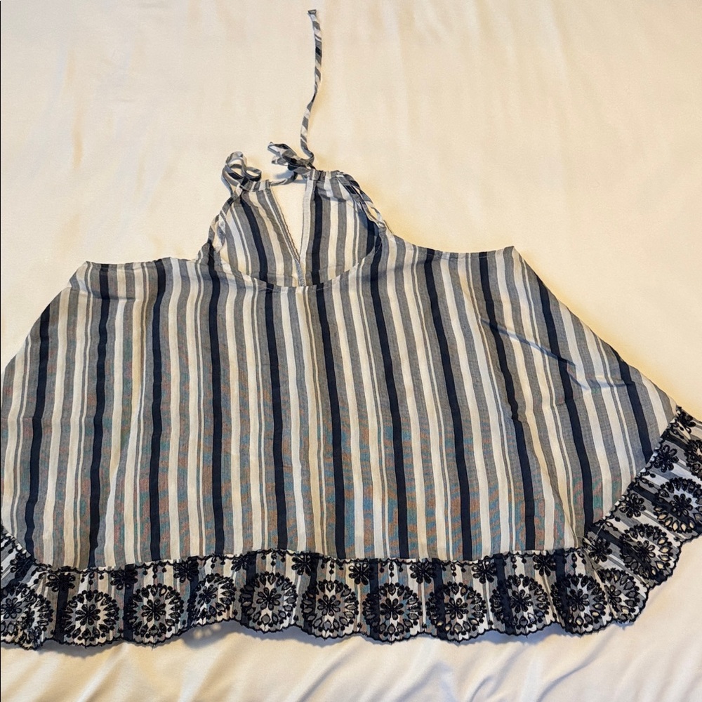 Abercrombie & Fitch Blue and White Striped Top